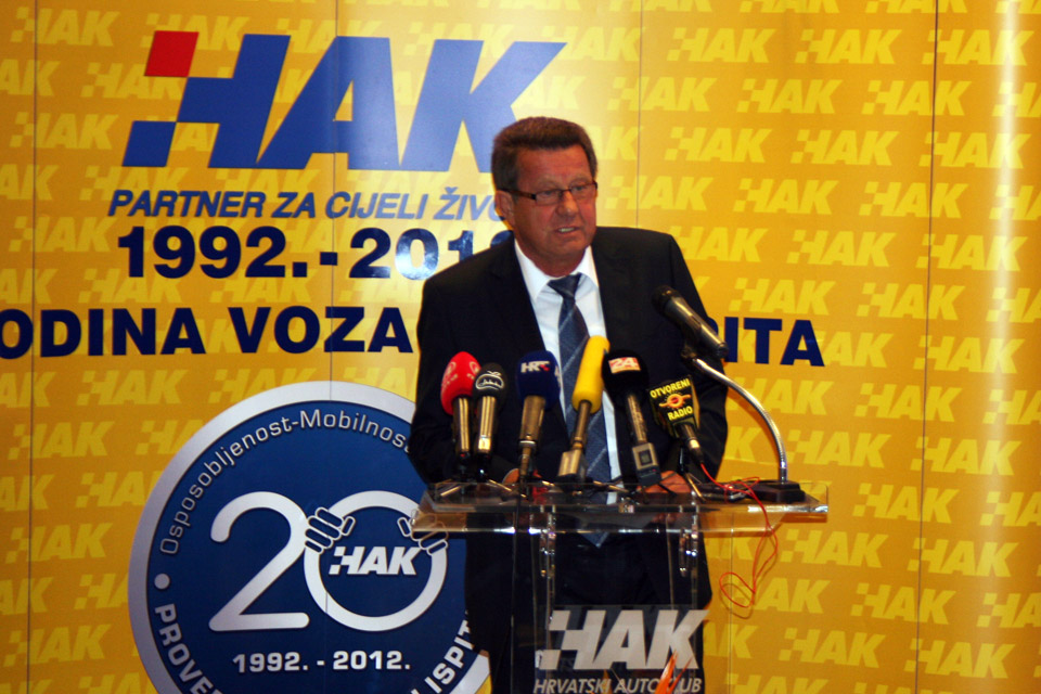 Predsjednik HAK-a, g. Slavko Tušek u obraćanju okupljenima na svečanosti