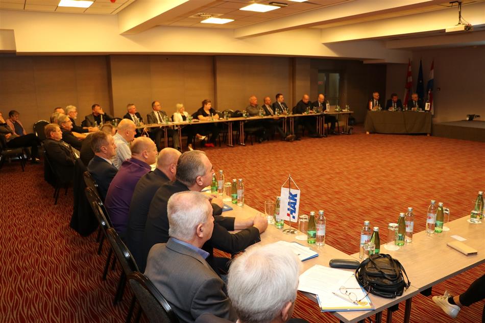 Sastanak predsjednika i tajnika temeljnih autoklubova u Trakošćanu